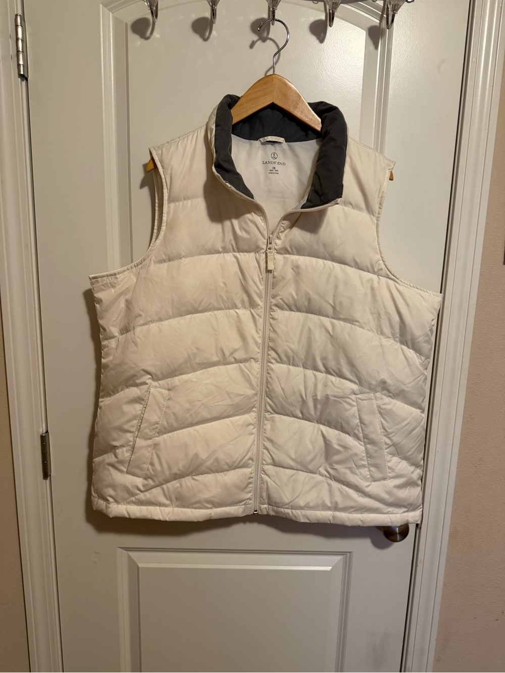 Lands' End Cream Quilted Puffer Vest